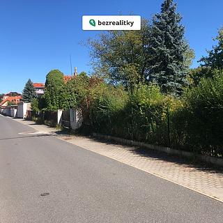 Prodej stavební parcely 685 m&sup2; Jirny