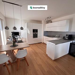 Prodej bytu 2+kk 64 m² Praha