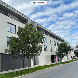 Prodej bytu 3+kk 78 m² Plzeň Severní Předměstí, Na Roudné