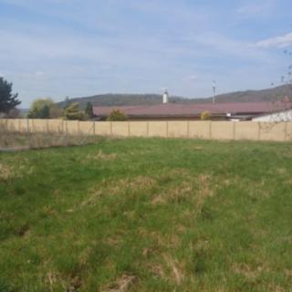 Prodej stavební parcely 800 m² Bavoryně