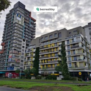 Prodej garáže 14 m² Praha Malešice