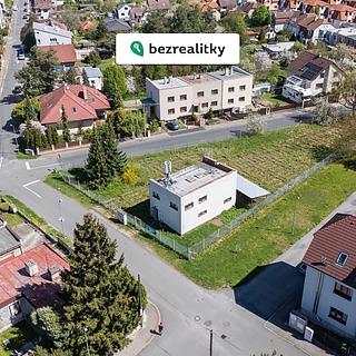 Prodej stavební parcely 1 006 m² Úvaly, Hakenova