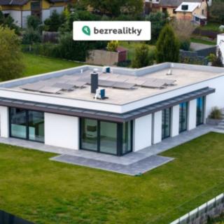 Prodej rodinného domu 280 m² Všestary