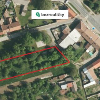 Prodej stavební parcely 1 484 m² Uhřičice