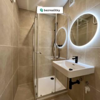 Prodej bytu 2+kk 42 m² Praha Záběhlice, Bramboříková