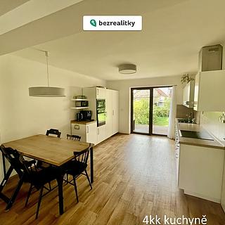 Prodej rodinného domu 420 m² Staré Město