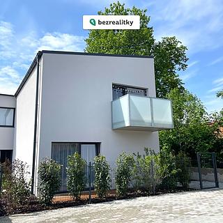 Prodej bytu 1+kk, garsoniery 42 m² Praha