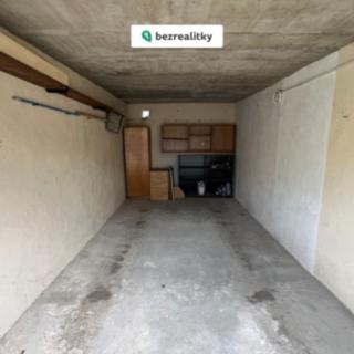 Prodej garáže 17 m² Praha Michle, Podle Kačerova