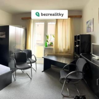 Prodej bytu 2+1 64 m² Praha Vršovice, 28. pluku