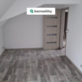 Prodej bytu 2+1 72 m² Povrly, Mírová