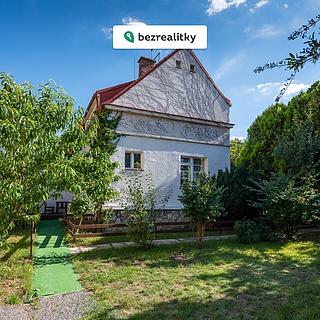 Prodej rodinného domu 74 m&sup2; Praha