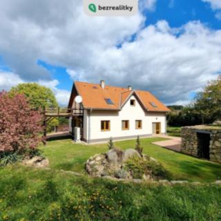 Prodej rodinného domu 240 m² Hrejkovice Níkovice