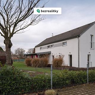 Prodej rodinného domu 199 m² Řečany nad Labem, K Tišině