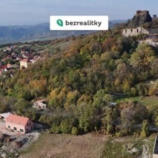 Prodej komerčního pozemku 1 206 m² Kamýk