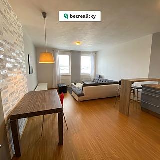 Prodej bytu 2+kk 65 m² Ostrava Moravská Ostrava, Jantarová