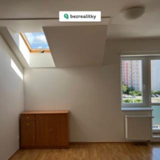 Prodej bytu 1+kk, garsoniery 33 m² Praha