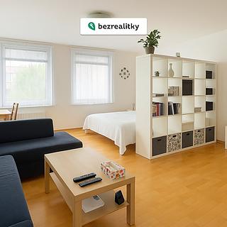 Prodej bytu 1+kk a garsoniéry 48 m² Praha Libeň, Nad Okrouhlíkem