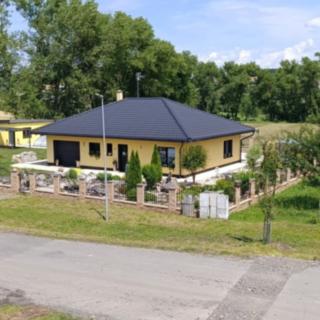 Prodej rodinného domu 220 m² Rakov