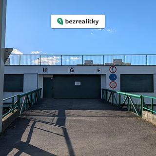 Prodej garáže 18 m² Praha Troja