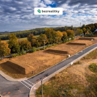 Prodej stavební parcely 1 300 m² Hůry