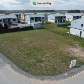 Prodej stavební parcely 856 m² Horoušany