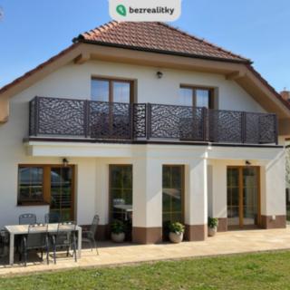 Prodej rodinného domu 246 m² Hněvotín