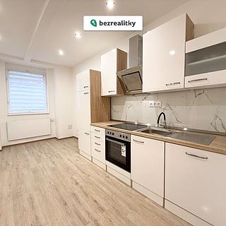 Prodej bytu 2+kk 31 m&sup2; Praha