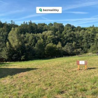 Prodej stavební parcely 1 565 m² Hradec