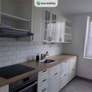 Prodej bytu 2+1 62 m² Strakonice I, Palackého náměstí