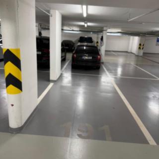 Prodej garáže 13 m² Praha, U Mlýnského kanálu