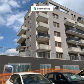 Prodej bytu 1+kk a garsoniéry 32 m² Praha Hloubětín, Saarinenova