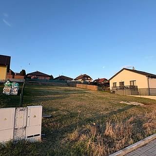 Prodej stavební parcely 812 m² Plaňany, K Potoku