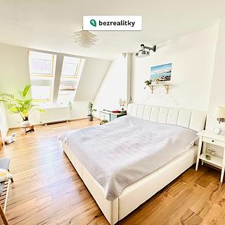 Prodej bytu 3+1 136 m² Praha