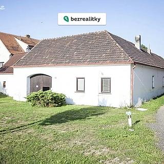 Prodej rodinného domu 360 m² Drahonice