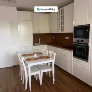 Prodej bytu 2+kk 53 m² Hostivice, Za Mlýnem