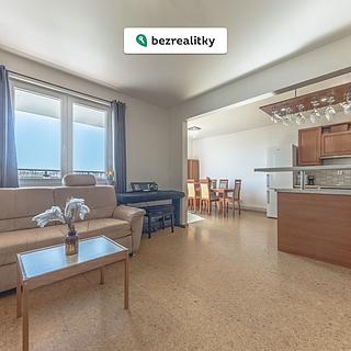 Prodej bytu 4+kk 83 m² Praha Čakovice, Ke stadionu