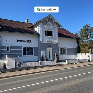 Prodej rodinného domu 241 m&sup2; Meziměstí