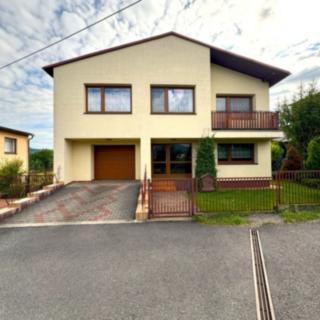 Prodej rodinného domu 258 m² Bystřice