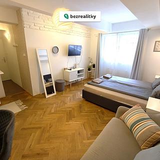Prodej bytu 1+kk, garsoniery 26 m&sup2; Praha