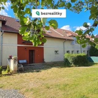 Prodej bytu 4+kk 136 m² Holubice, Za Dvorem