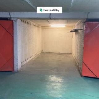 Prodej garáže 17 m² Praha