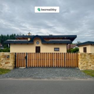 Prodej rodinného domu 178 m² Vrbová Lhota