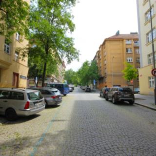 Pronájem bytu 1+1 30 m² Praha