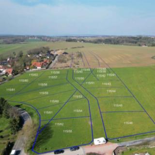 Prodej stavební parcely 1 015 m² Libeř