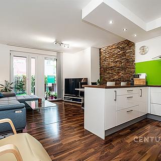 Pronájem bytu 3+kk 73 m² Brandýs nad Labem-Stará Boleslav Brandýs nad Labem, Polní