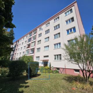 Pronájem bytu 2+1 56 m² Kralupy nad Vltavou Lobeček, Masarykova