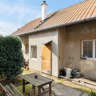 Prodej rodinného domu 98 m&sup2; Uhy