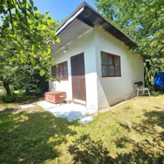 Prodej chaty 20 m² Veltrusy