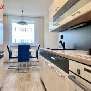 Pronájem bytu 3+1 81 m² Praha