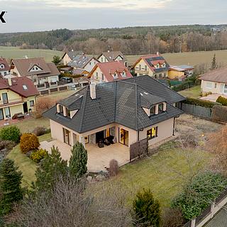 Prodej rodinného domu 260 m² Říčany Strašín, Tulipánová